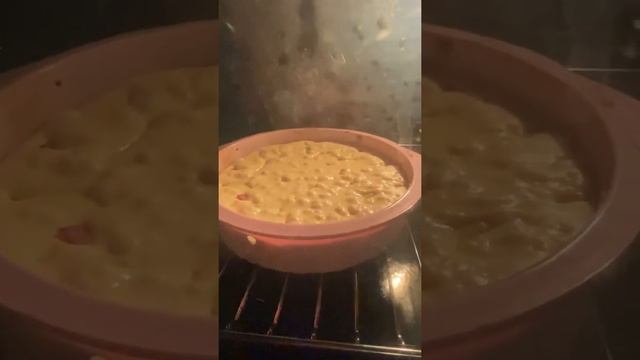 Шарлотка – пиріг з яблуками, смачна соковита ?