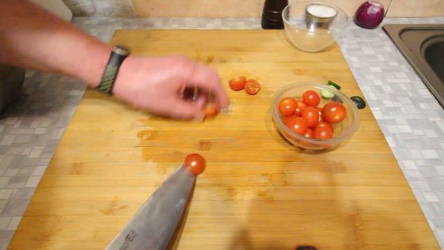 Салат Нисуаз с тунцом смотреть онлайн