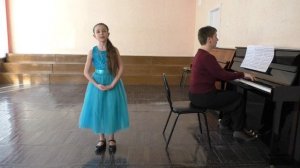 Кириченко Мария ДШИ № 7 г  Курск  Я вечор в лужках гуляла русская народная песня обработка В Володи