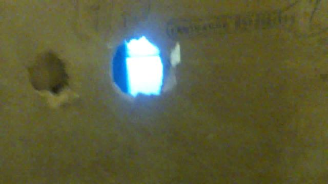 Новостройка,двери от застройщика ,дверной глазок от гастарбайтера. смотреть онлайн