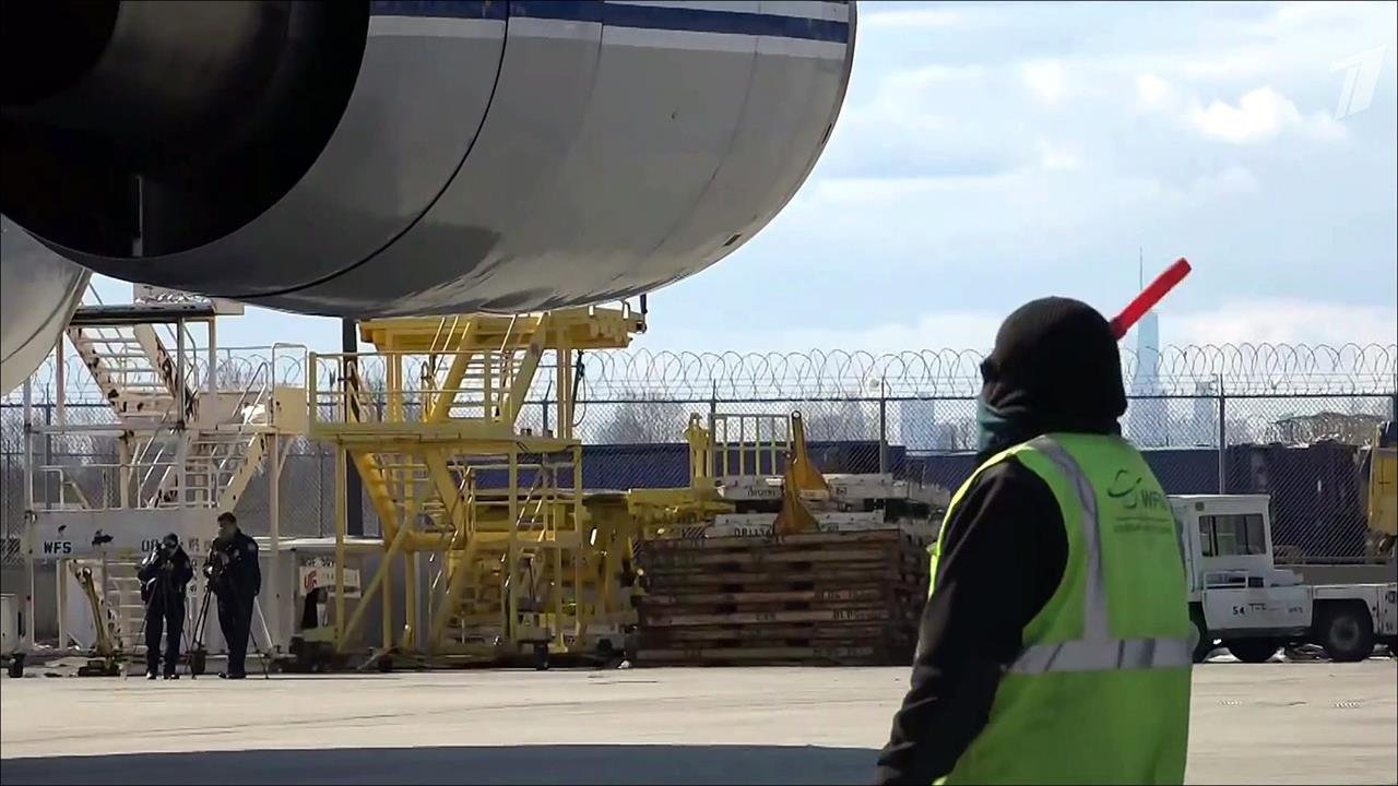Госдепартамент США приветствовал помощь России в борьбе с коронавирусом