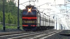ЧС4т-300 с пассажирским поездом