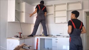 Кухня с фурнитурой BLUM. Еврозапил столешницы