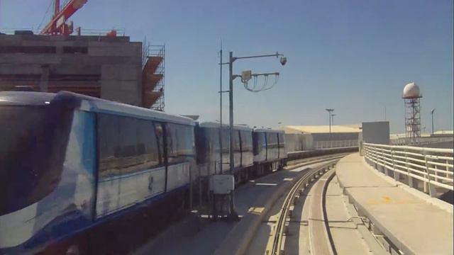 Монорельс в аэропорту Дубая смотреть онлайн