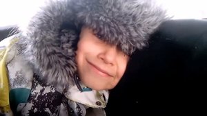 Как мальчик 6 лет нырял в прорубь