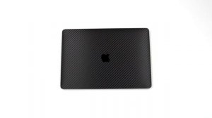 Оклейка Виниловой пленки на MacBook.