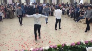 Супер Лезгинка на Дагестанской свадьбе.