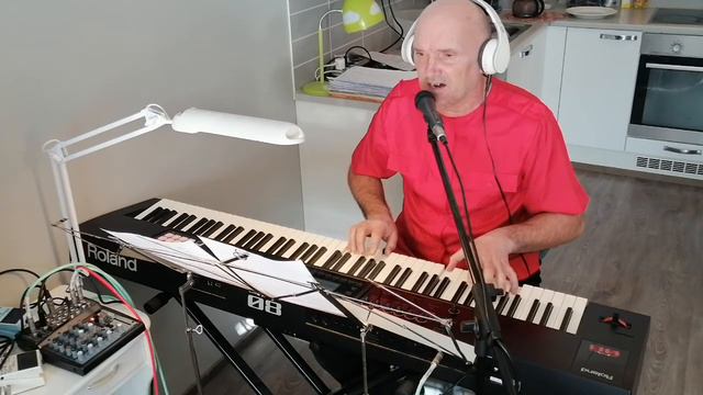 "Очарована, околдована" (Cover) смотреть онлайн