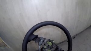 Покраска кожаного руля, исправляю косяки умельцев