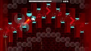 титан сломал клавиатуру и микрофон