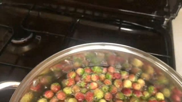 Освежающий земляничный чай, утоли жажду летом!!!!!!!!! смотреть онлайн