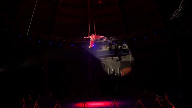 Шоу "Огня, воды и света"? смотреть онлайн