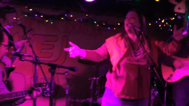 Мила Кикина и Калитку Прикрой - А кто у нас не весёл сидит @ Китайский лётчик Джао Да 08.01.2016 смотреть онлайн