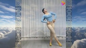 Цин Цин (Qingqing) исполняет медитативный танец "Тибет в небе"под The Flap of a Butterfly's Wing #青