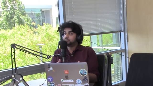 VMware Community Podcast #475 - Shrivatsa Upadhye - How to manage post-deployment issues on AWS смотреть онлайн