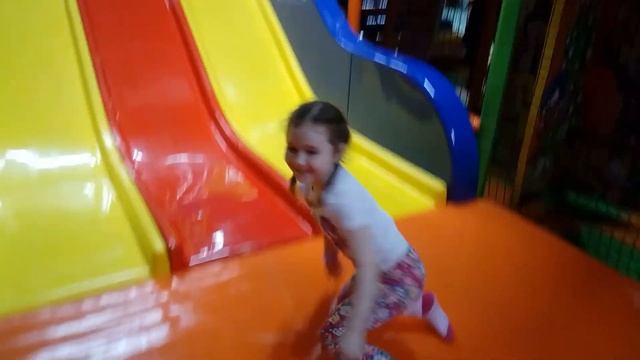 Парк развлечений ЗАМАНИЯ для детей и их родителей Золотой Вавилон Москва аттракцион парк смотреть онлайн