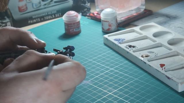 How to Paint an Ultramarine смотреть онлайн