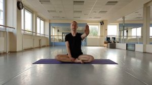 Йога "кисти рук" / уровень "начинающий" / Алексей Казубский