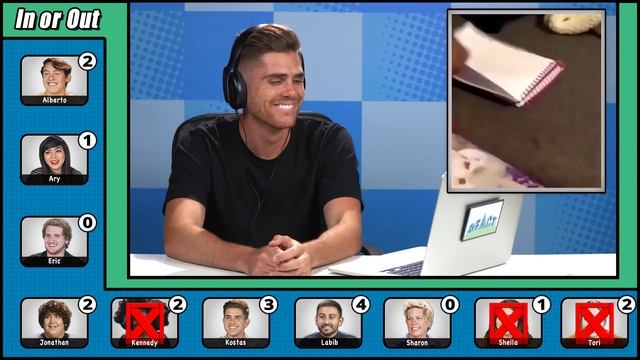 Try To Watch This Without Laughing Or Grinning #114 (React) смотреть онлайн