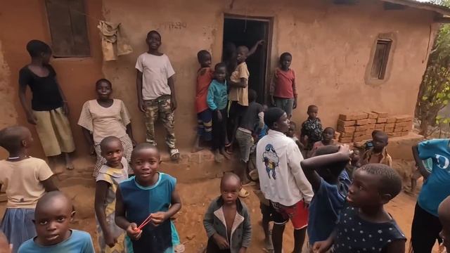 Burundi ??Đất Nước Nghèo Nhất Thế Giới ( Người dân làm gì và kiếm được bao nhiêu tiền 1 tháng ) смотреть онлайн