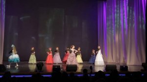 Менуэт в исполнении учеников школ BEST