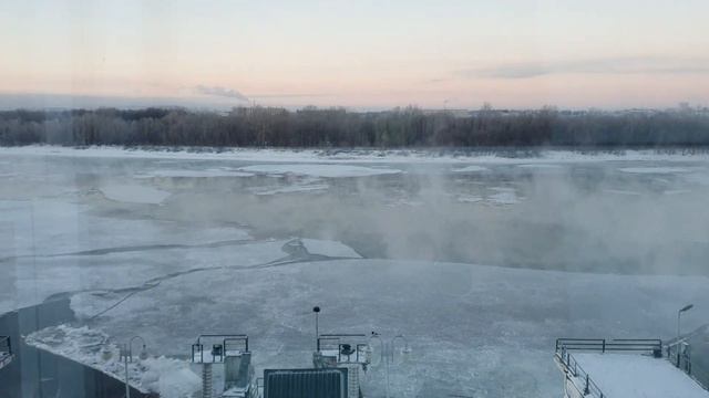 Ледоход на Иртыше (18.11.2022) смотреть онлайн