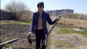211/Купили картошку/Наводим порядок во дворе,огороде, полесаднике