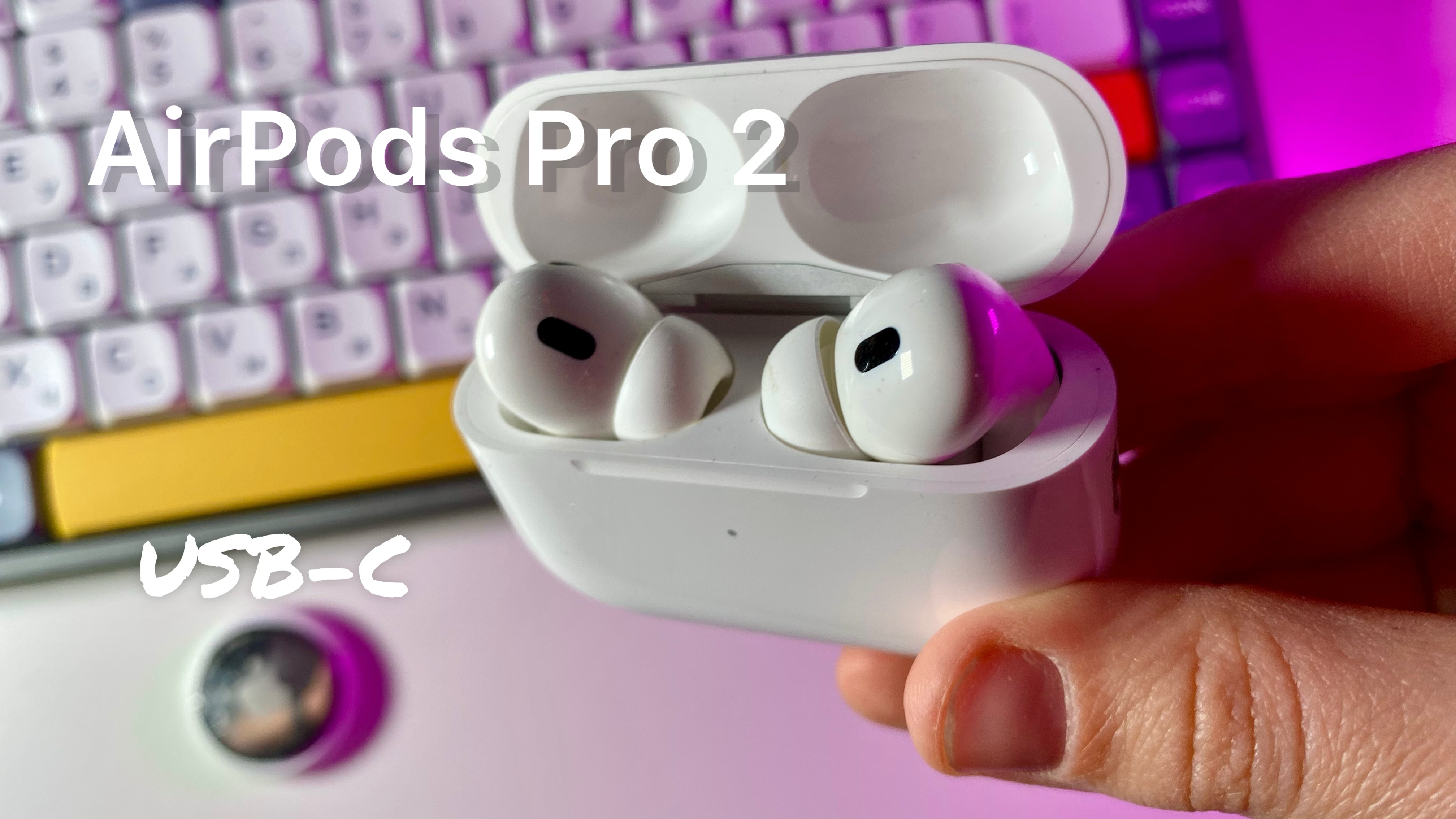 2 наушника сразу. Apple AIRPODS Pro 2. AIRPODS Pro и AIRPODS 2. Аирподс 2 айфон. Аирподс айфон 7.