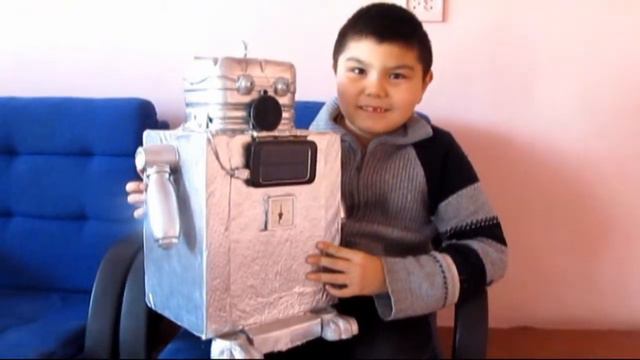 Робот повторюшка