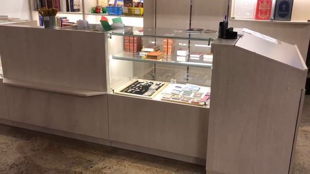 Церковная лавка/оборудование для магазинов икон/ торговое оборудование АМУР