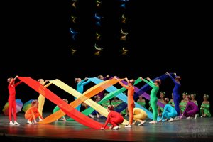 "Мы рисуем", Ансамбль "Школьные годы". "We Draw", School Years Ensemble. 4К