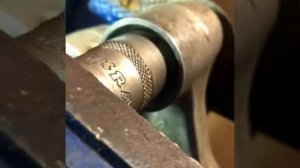 Замена подшипников прогрессии мотоцикла Honda CRF450R