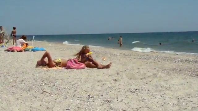 Каждый знает - самая вкусная варёная кукуруза на море смотреть онлайн