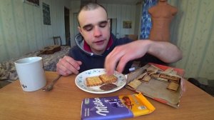 МУКБАНГ/СЛАДОСТИ/ШОКОЛАД MILKA/КРЕКЕРЫ /ПЕЧЕНЬЕ СЛОЕНОЕ/ЧАЙ/ДЕСЕРТ/EATING/не ASMR/Mukbang#375
