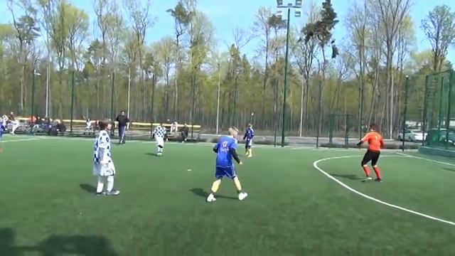 Футбольная школа Харьков 2005- кдюсш-8 2004,1тайм смотреть онлайн