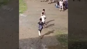 Раздал молодым