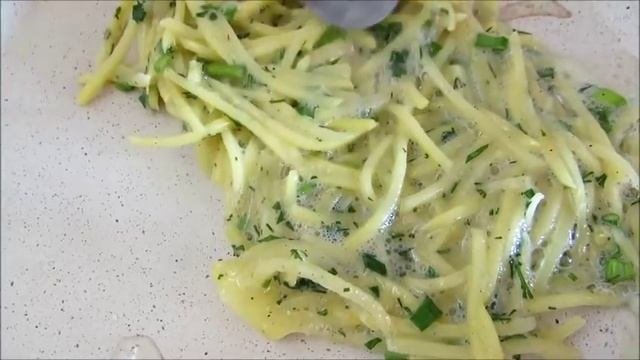 ЛЕНИВЫЙ РЕЦЕПТ ДЛЯ ВЫХОДНОГО ДНЯ! КАРТОФЕЛЬНЫЕ БЛИНЧИКИ НА СКОРУЮ РУКУ!