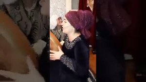 Модарони тоҷик бо овози зинда