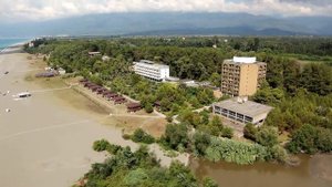 Пролетаем над Пицундой. Пансионат Сосновая роща. Абхазия.