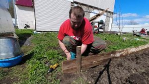 Грядки из горбыля. Под клубнику. Высокие, своими руками. За пару часов