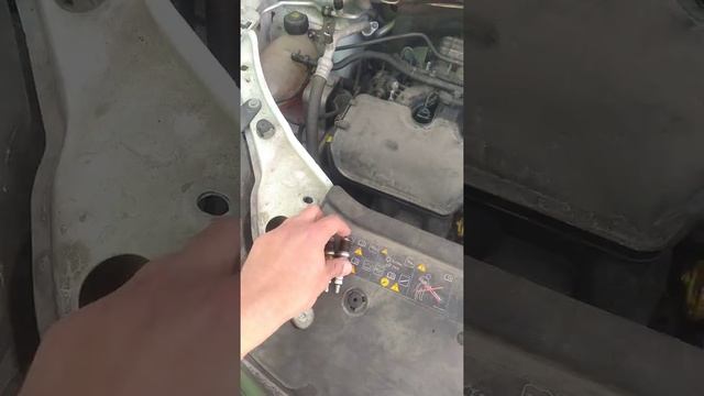 КАКИЕ СВЕЧИ СТАВИТЬ НА ЛАДА? ЛУЧШИЕ СВЕЧИ ДЛЯ LADA X-rey это Robert Bosch! мотор 129 (1.6 16v) #lad смотреть онлайн