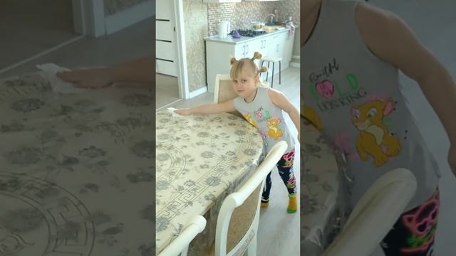 Мамина помощница. Веселые видосики