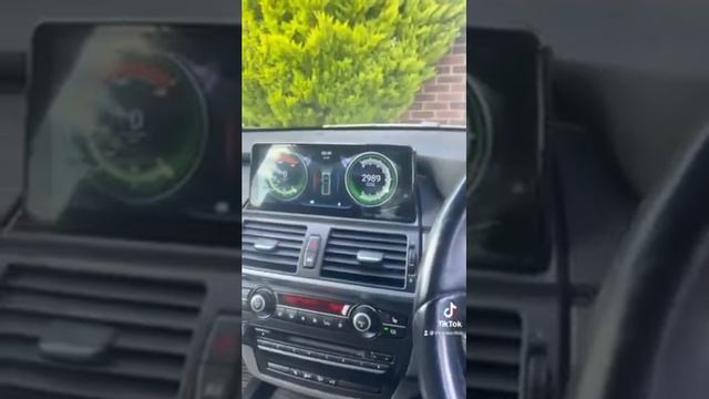 BMW X5 E70 with Apple CarPlay