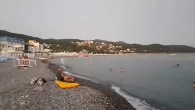 Лазаревское.Озеро дивное