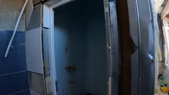 Х Мариуполь ..Разрушенная школа 54 ,часть вторая .
