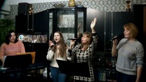 Бог всего, я склонюсь к Твоим ногам