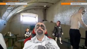 МОПС ГЛАВНЫЙ НА СТРИМЕ И РАЗДАЕТ ЛЕЩИ  КЛИМ ПОЁТ В КОКОНЕ