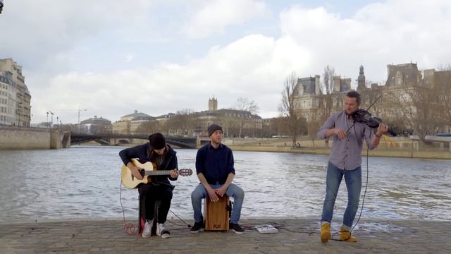 The Trouble Notes - Christoph live on the Seine Paris France