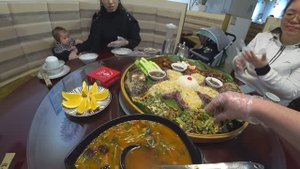 КИТАЙСКАЯ ЕДА И чайки из Новосибирска в Куньмине