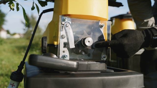 Как выбрать измельчитель для веток и травы. Лучший садовый измельчитель